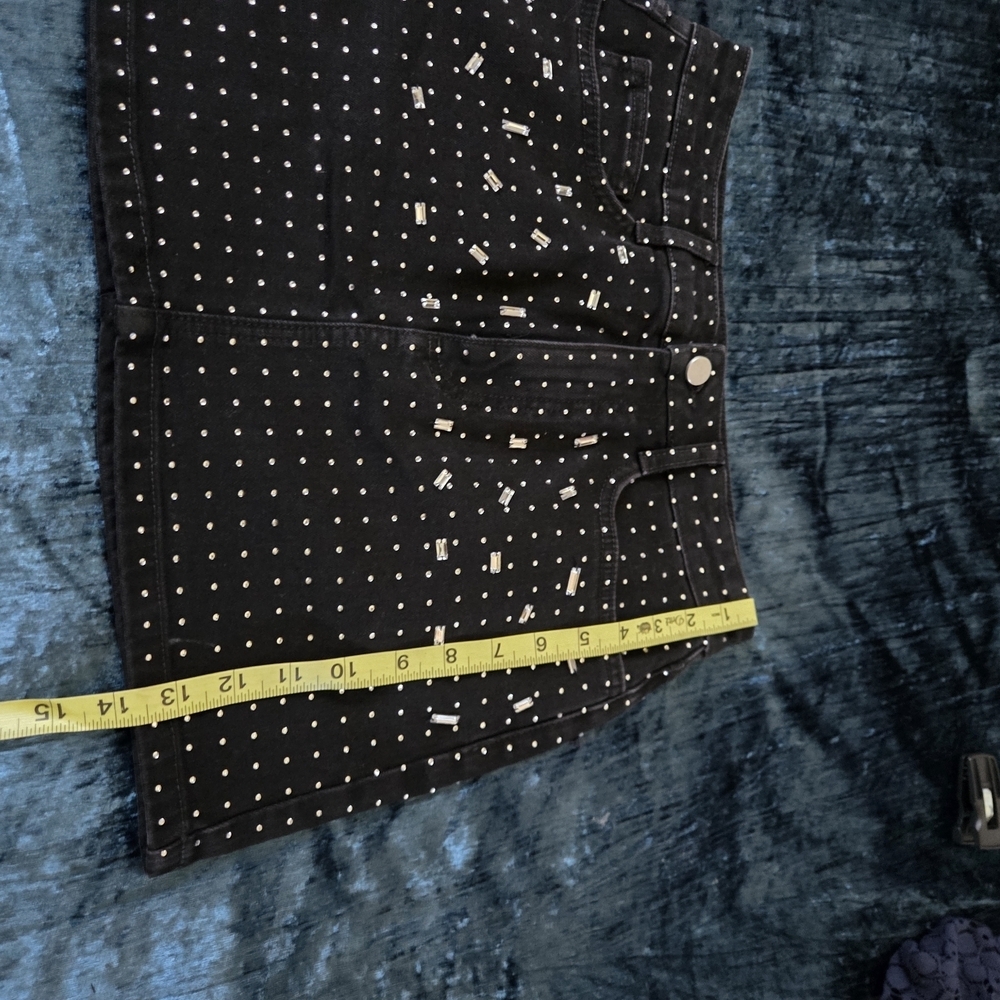 Stylish Black Studded Skirt - Picture 3 of 4